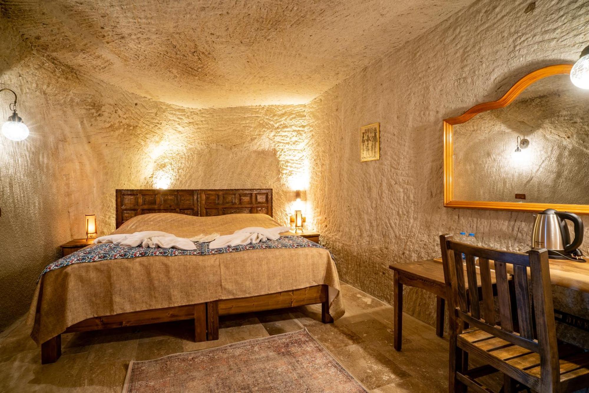 Отель Cappadocia Inans Cave & Swimming Pool Hot Невшехир Экстерьер фото