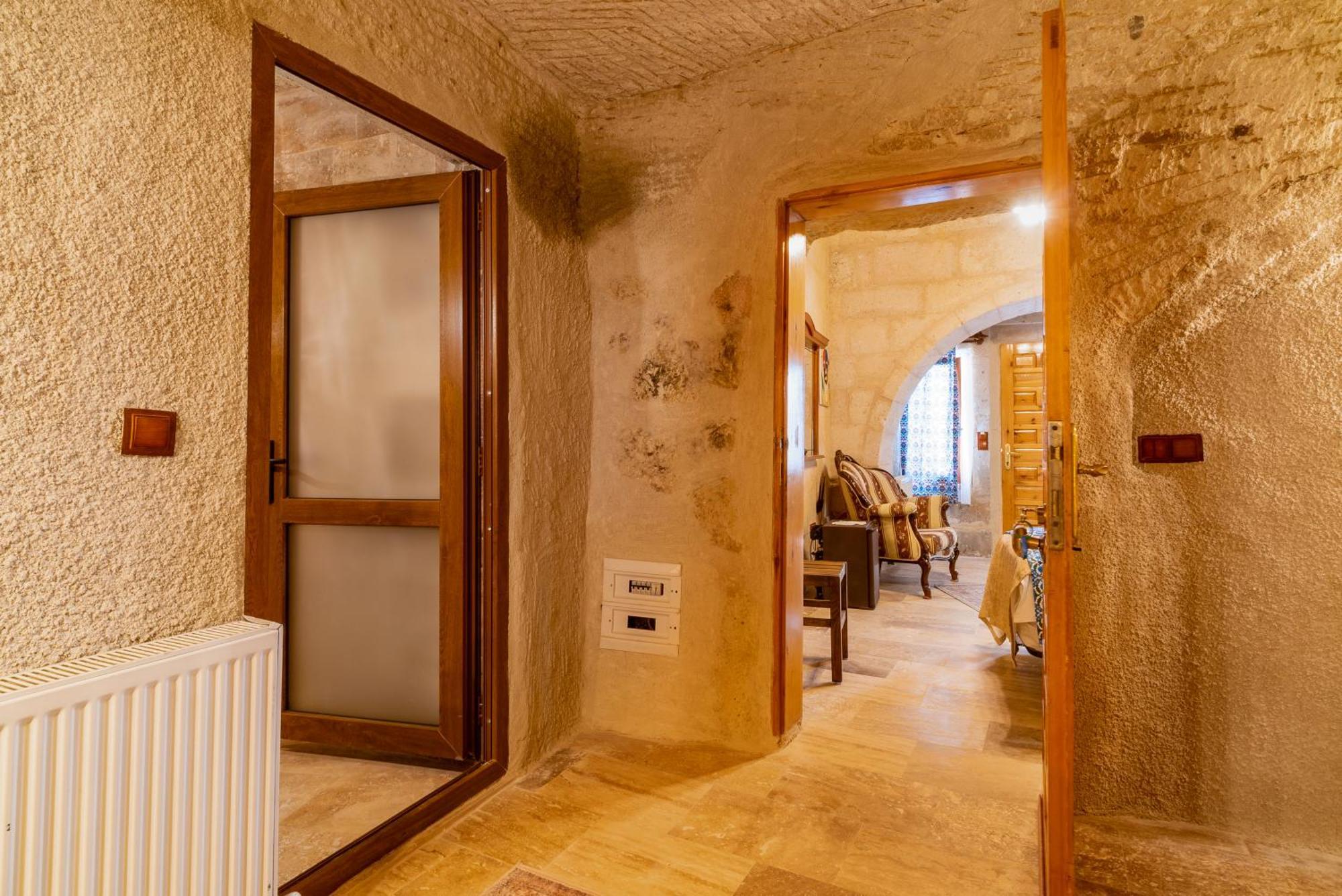 Отель Cappadocia Inans Cave & Swimming Pool Hot Невшехир Экстерьер фото