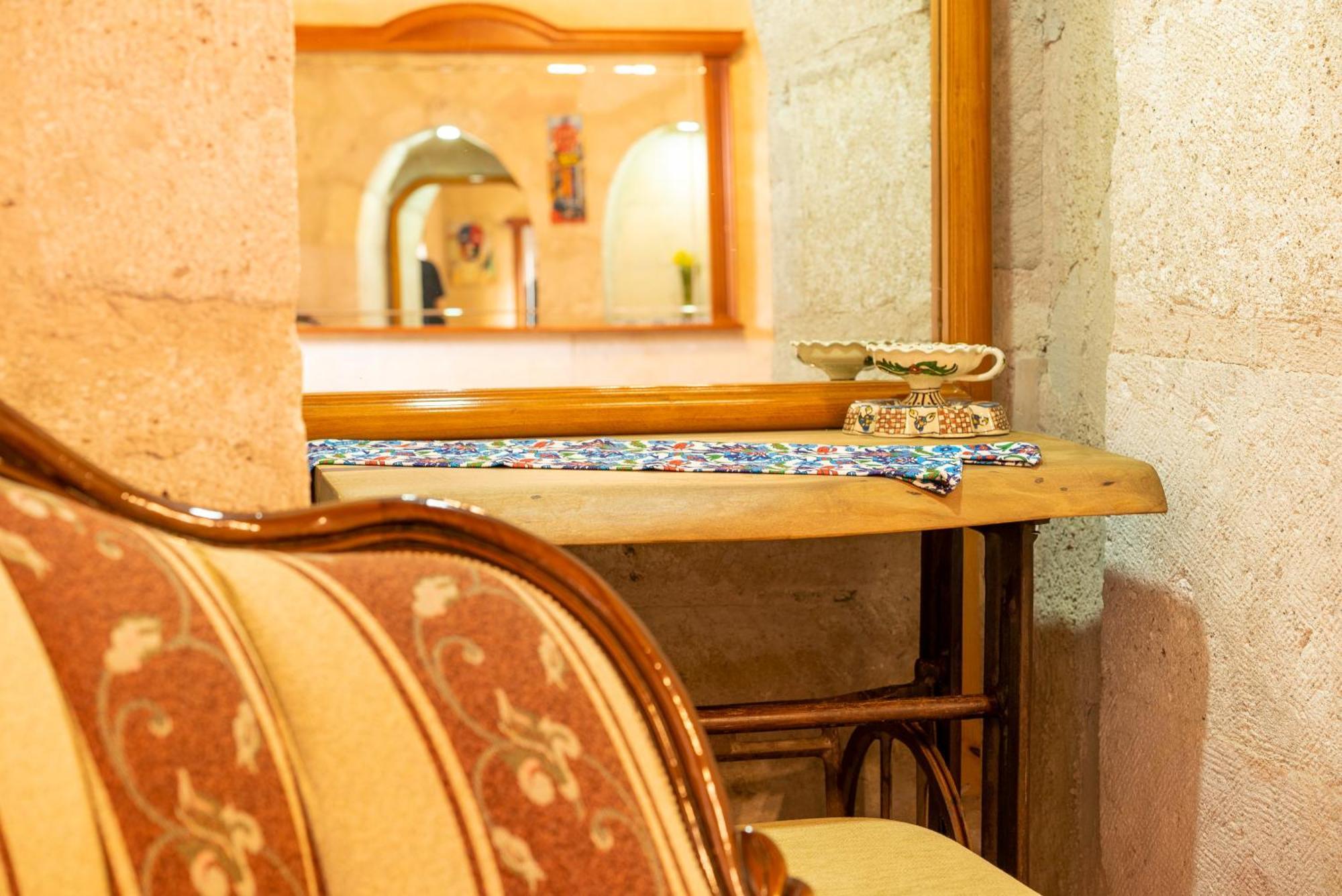 Отель Cappadocia Inans Cave & Swimming Pool Hot Невшехир Экстерьер фото