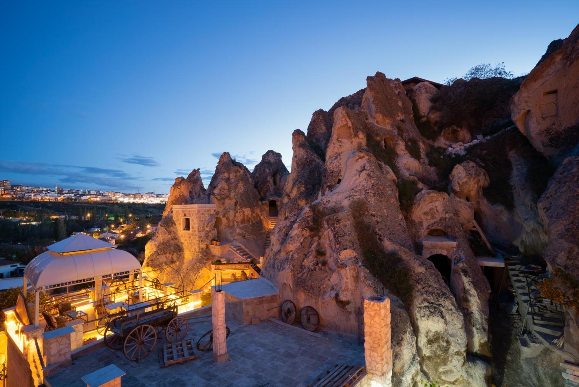 Отель Cappadocia Inans Cave & Swimming Pool Hot Невшехир Экстерьер фото