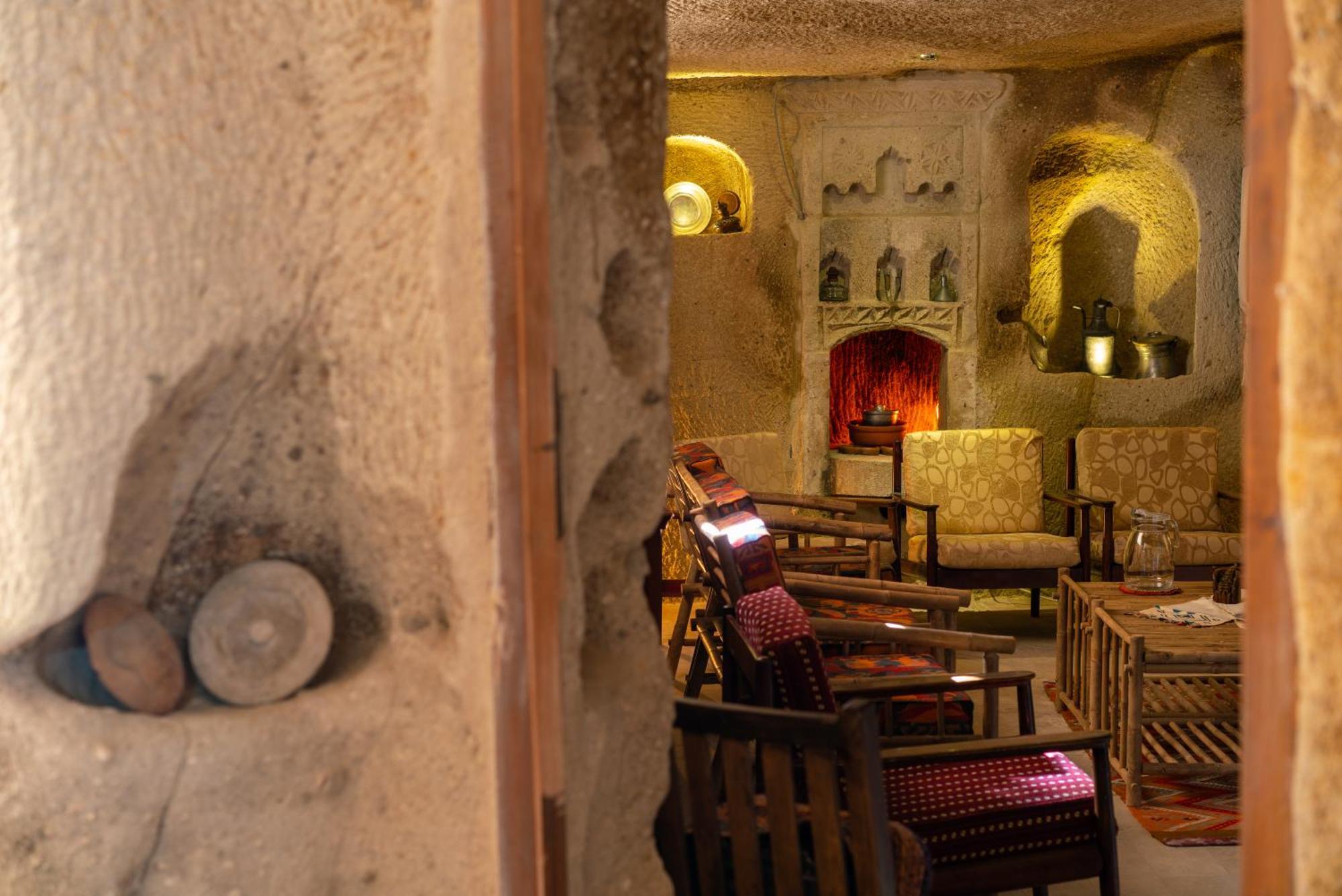 Отель Cappadocia Inans Cave & Swimming Pool Hot Невшехир Экстерьер фото