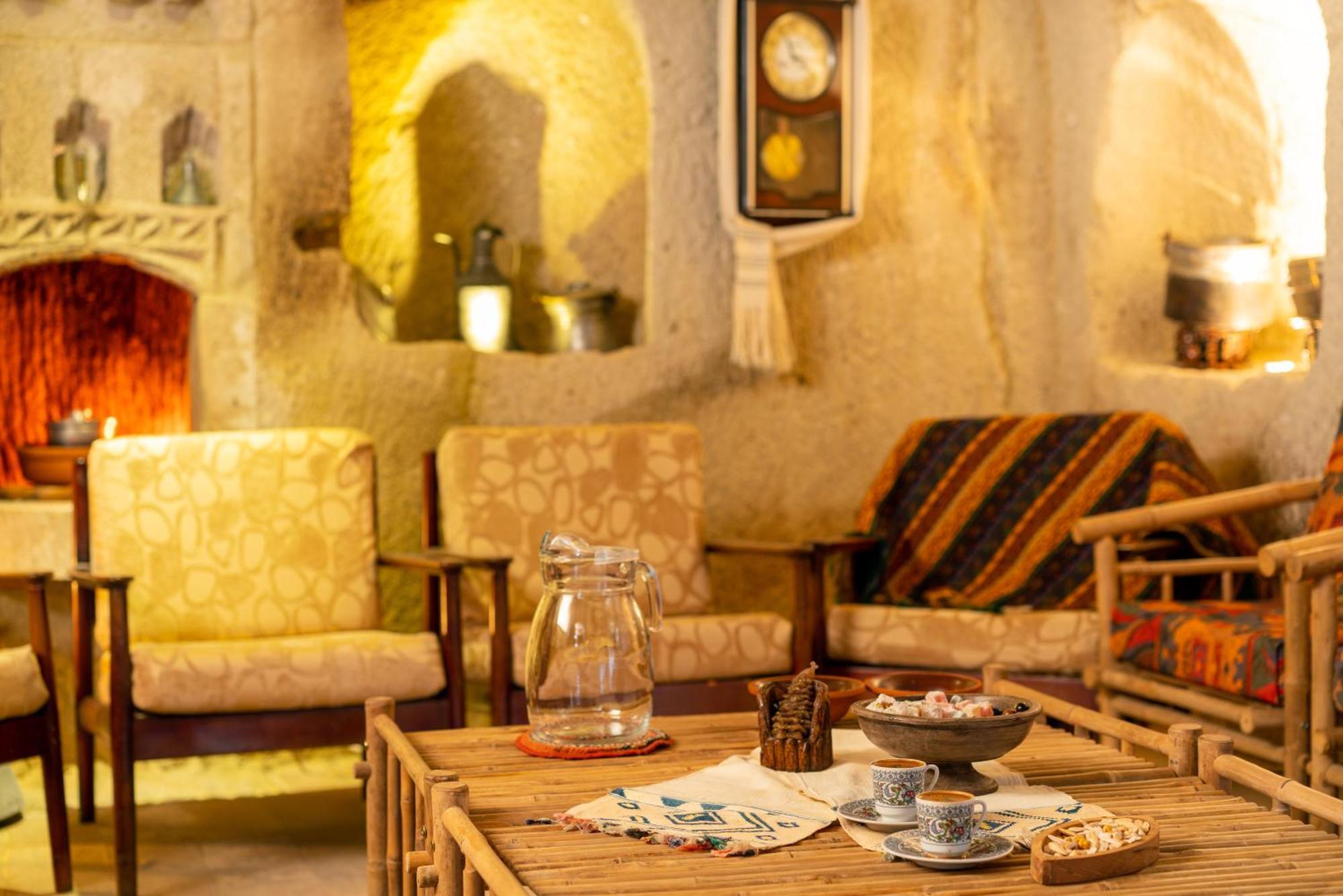 Отель Cappadocia Inans Cave & Swimming Pool Hot Невшехир Экстерьер фото
