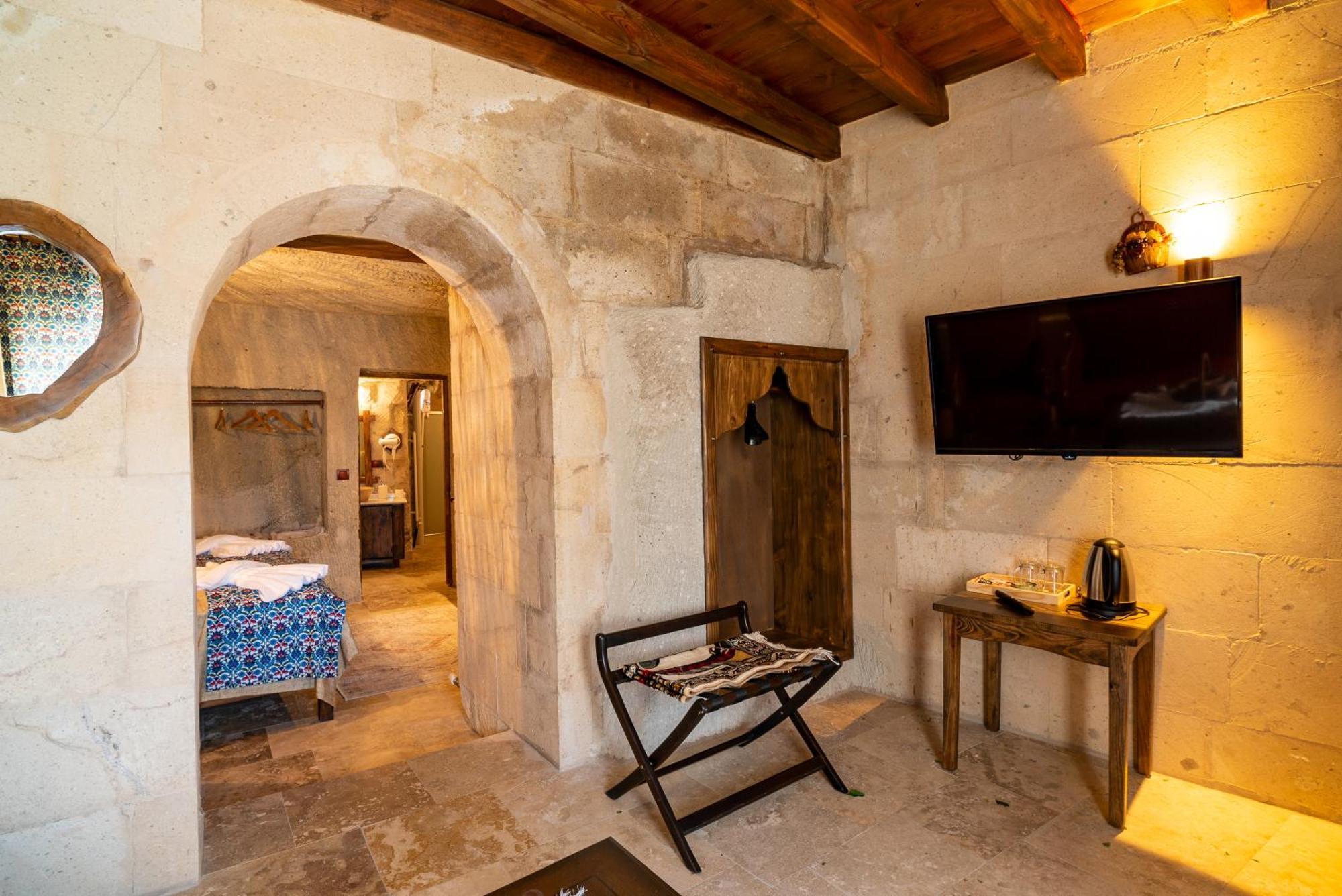 Отель Cappadocia Inans Cave & Swimming Pool Hot Невшехир Экстерьер фото