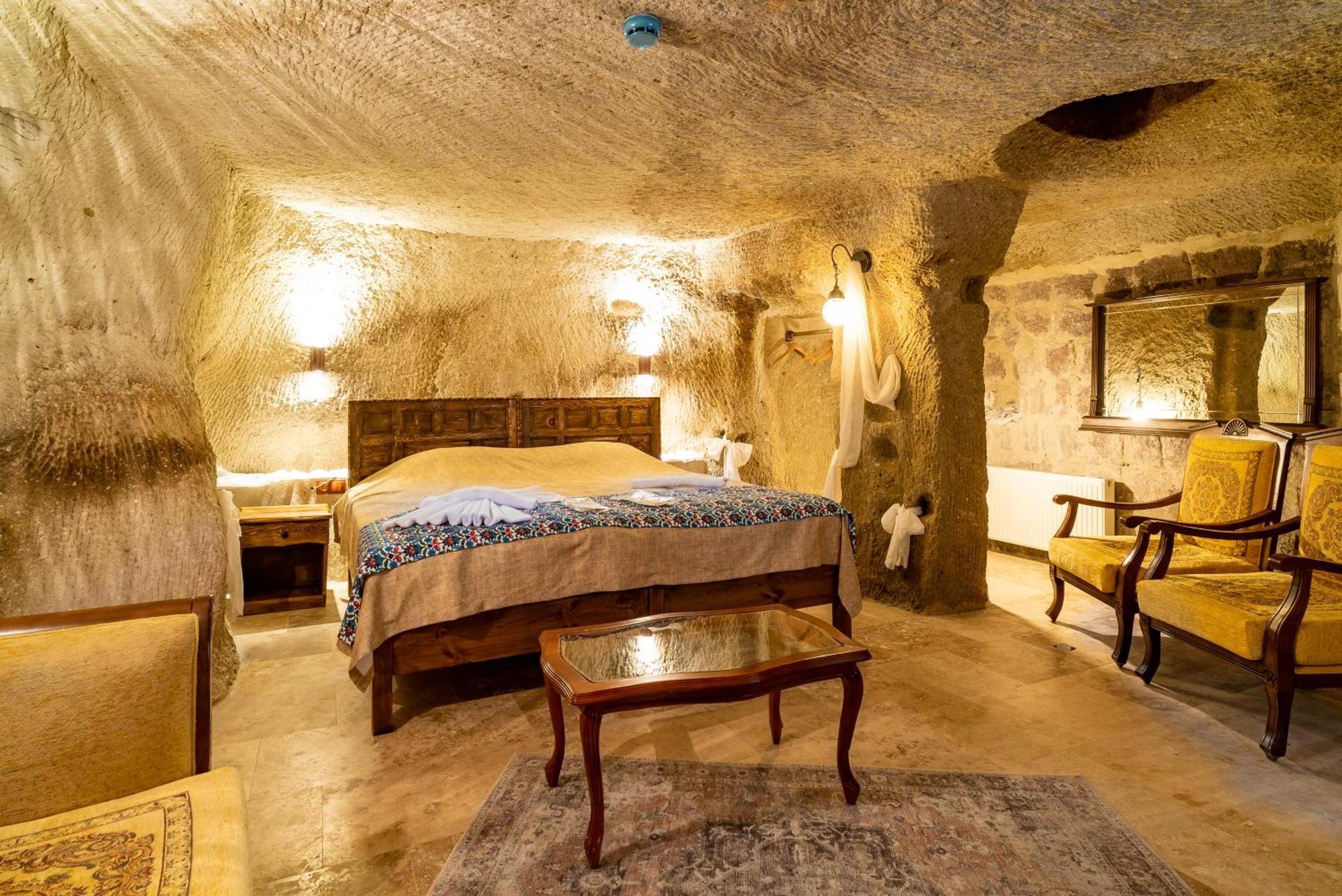 Отель Cappadocia Inans Cave & Swimming Pool Hot Невшехир Экстерьер фото